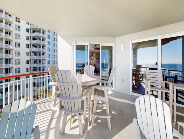 Located on Navarre Beach on the 4th floor